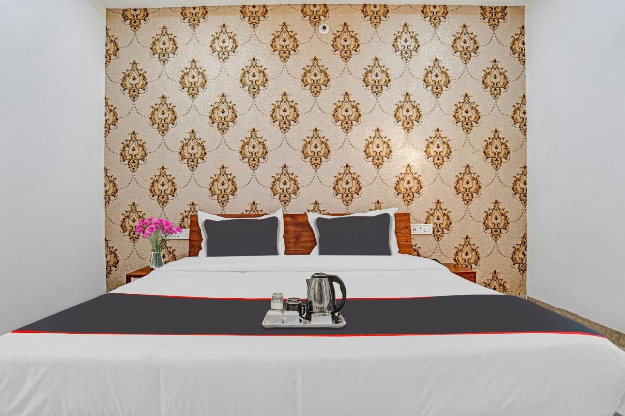 Hotel O Shivaay Indaur Kültér fotó