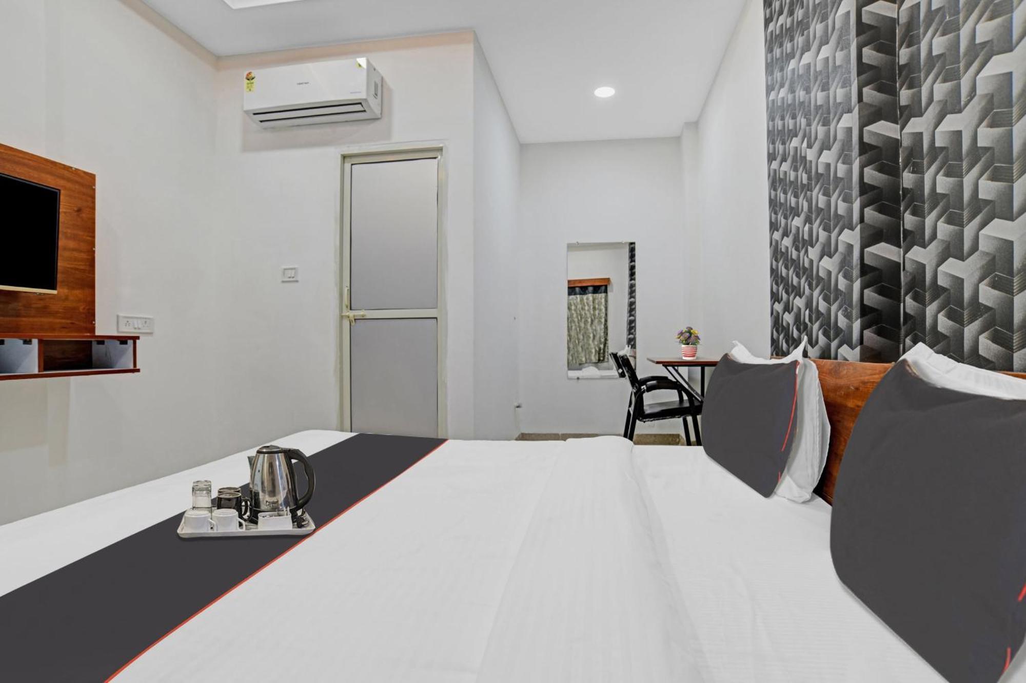 Hotel O Shivaay Indaur Kültér fotó
