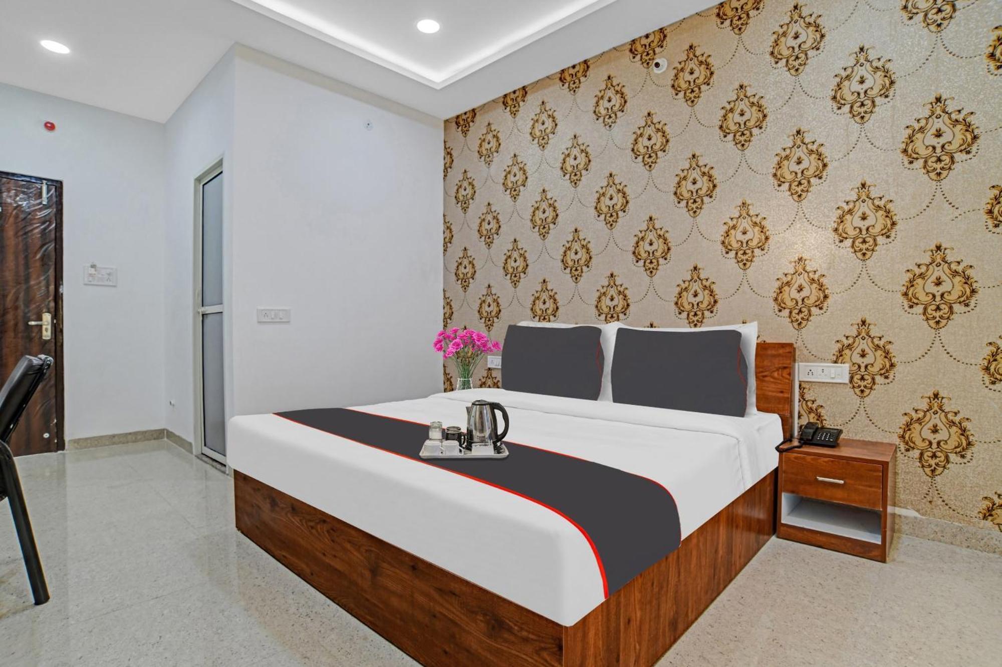 Hotel O Shivaay Indaur Kültér fotó