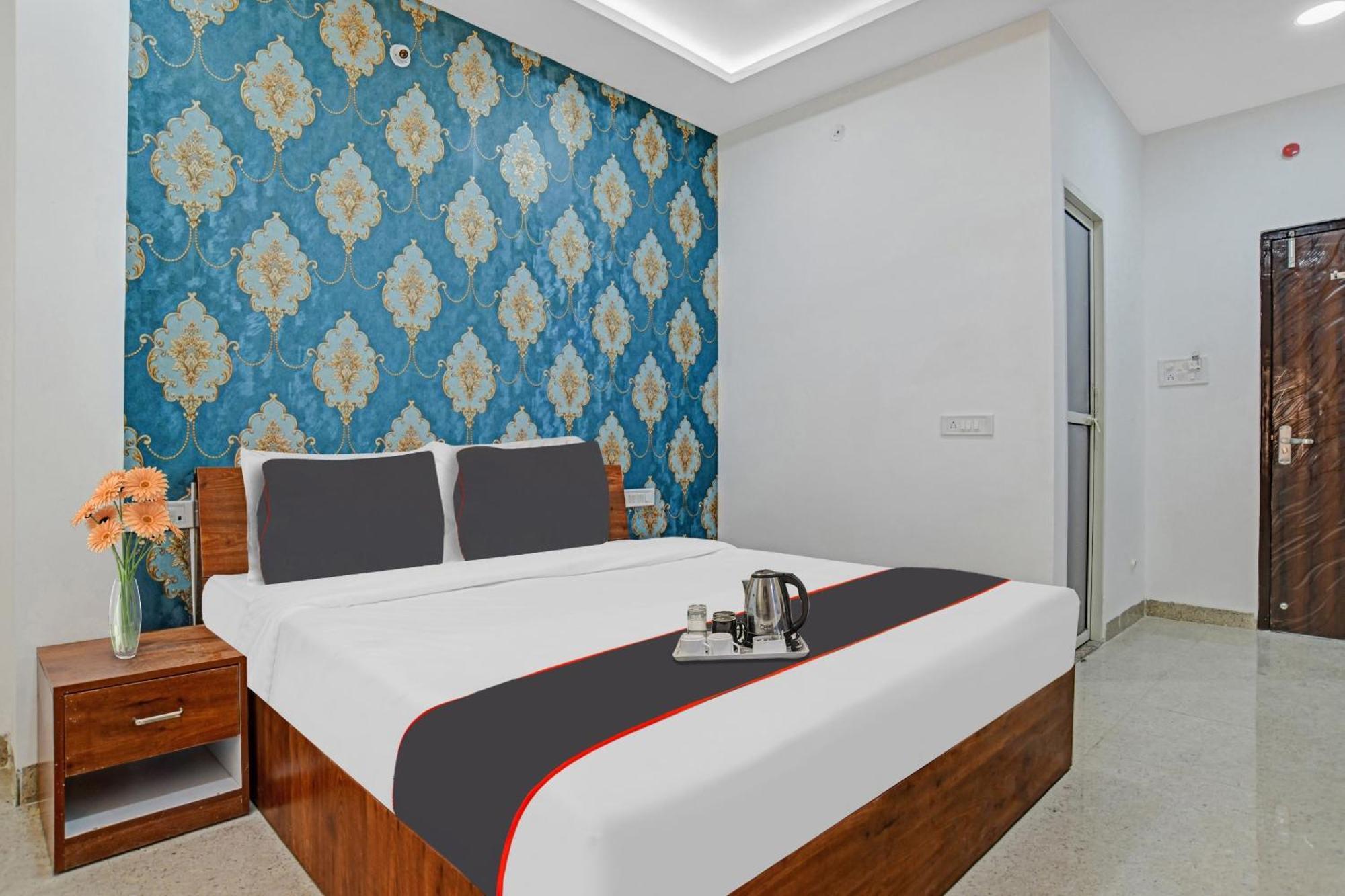 Hotel O Shivaay Indaur Kültér fotó