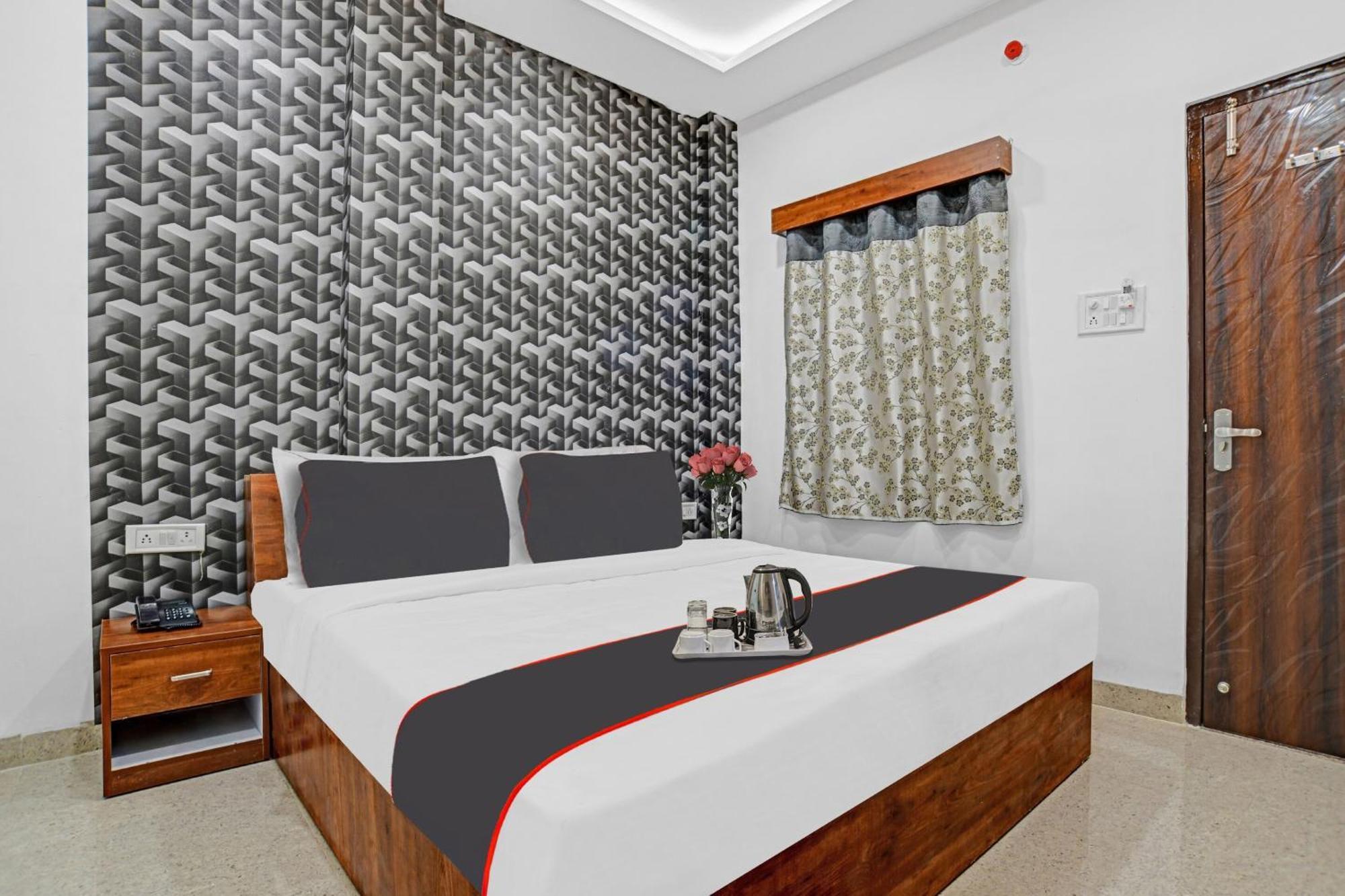 Hotel O Shivaay Indaur Kültér fotó